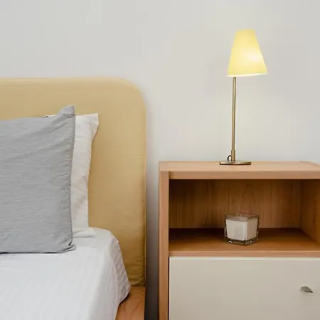 3bd In The Center Of *