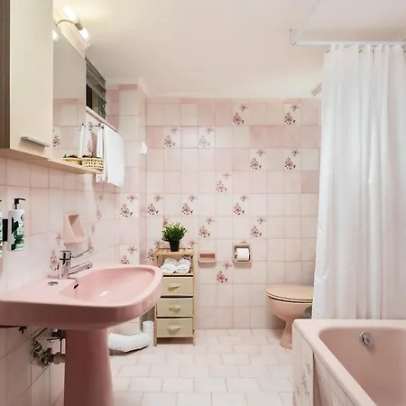 3bd In The Center Of *